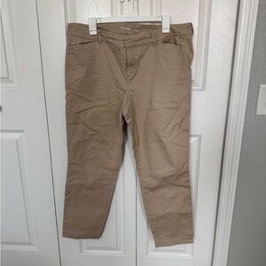 Old Navy Pixie Khakis